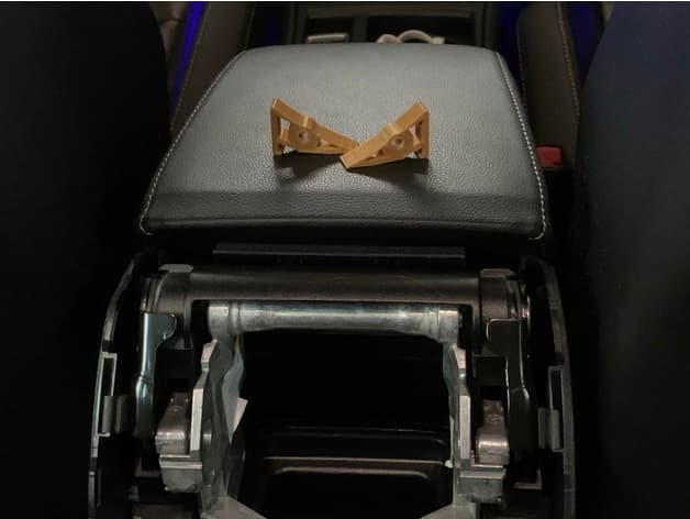 MK7 Golf R Armrest Wedge preview