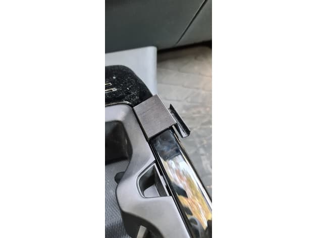 ID.4 trash bag hook preview