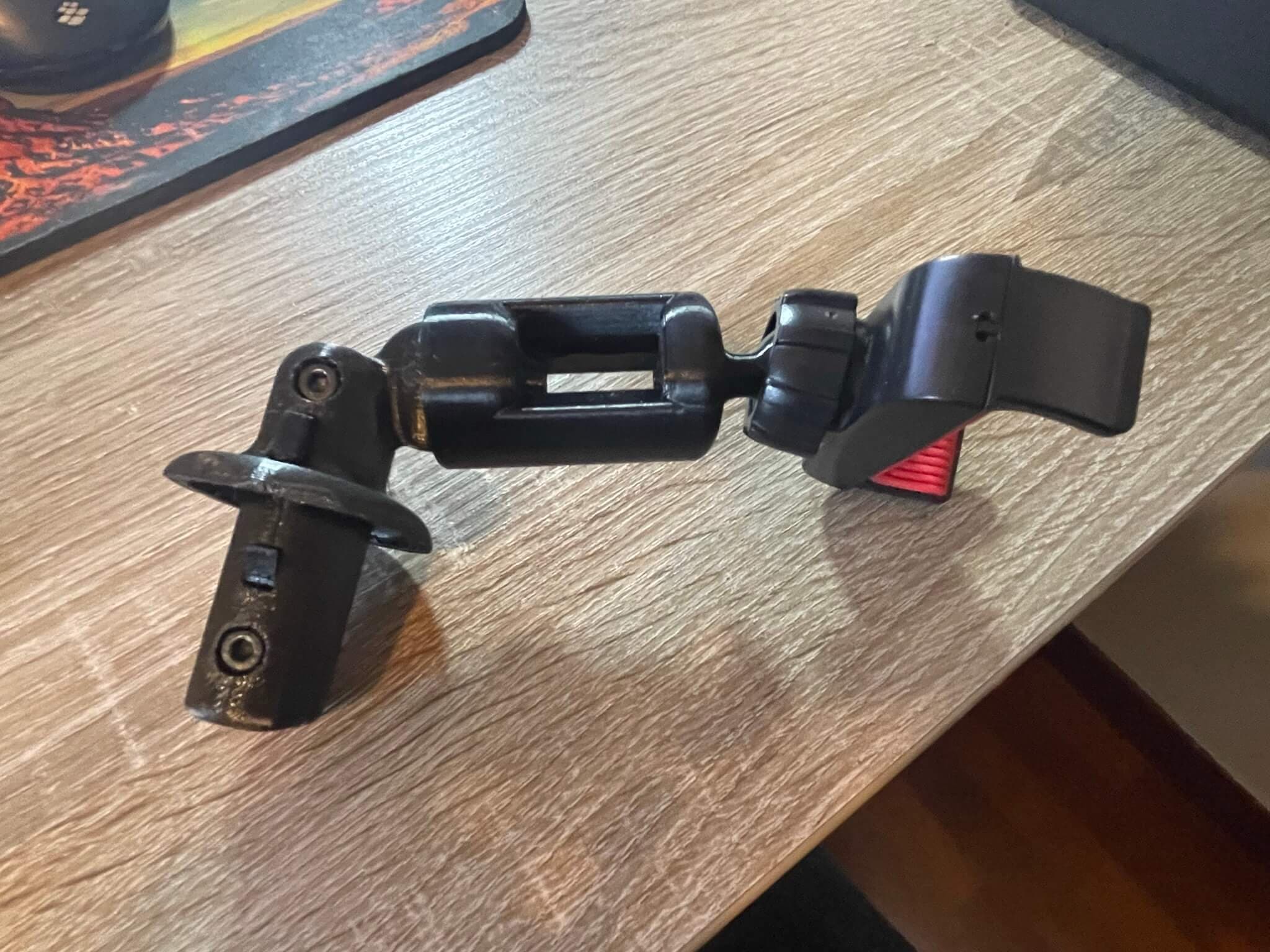 Fiat / Alpha Romeo Phone Mount for GPS plug - Ark rework preview
