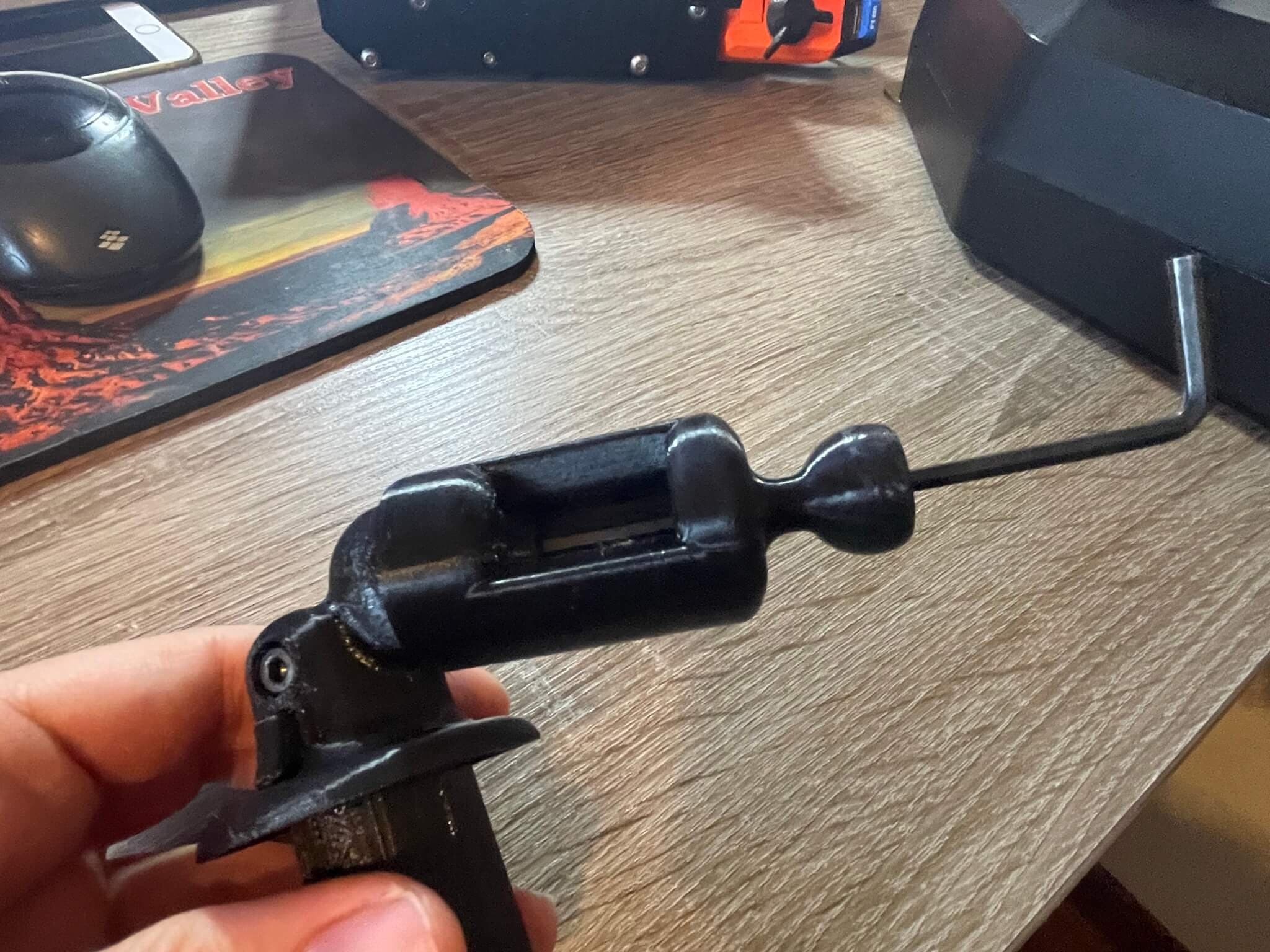 Fiat / Alpha Romeo Phone Mount for GPS plug - Ark rework preview