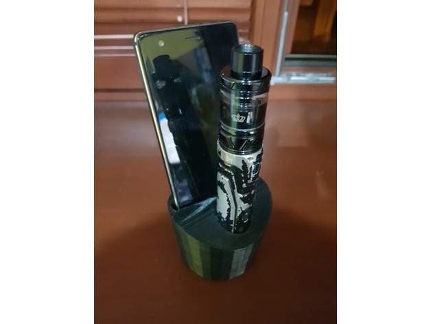 Photo of Mazda 6 Phone cup holder