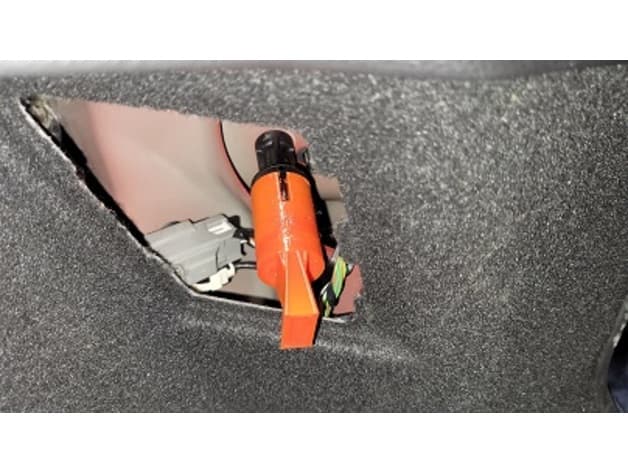 Ford Focus taillight nut turning aid preview