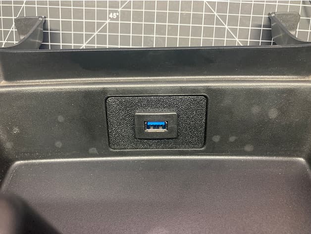 Ford Ranger USB Fascia preview