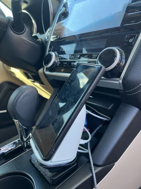 Pixel Stand 2 Holder for Subaru Outback Gen 5 preview