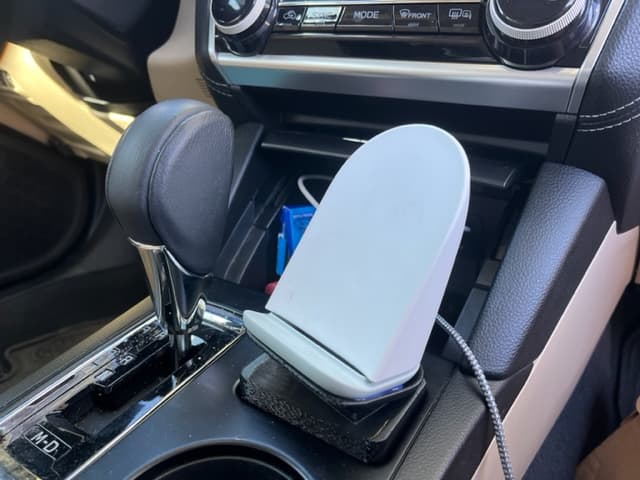 Photo of Pixel Stand 2 Holder for Subaru Outback Gen 5