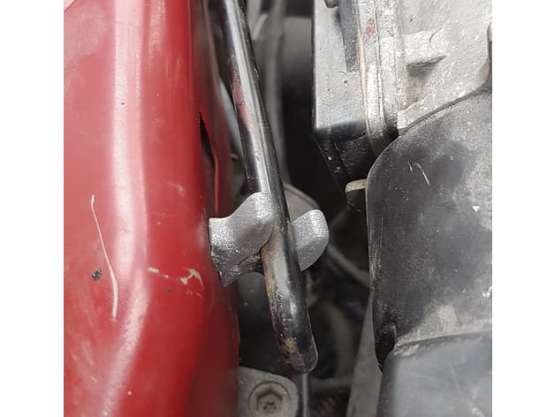 Ford bonnet prop clip for 7x7 mm hole (fits ford puma and more) preview
