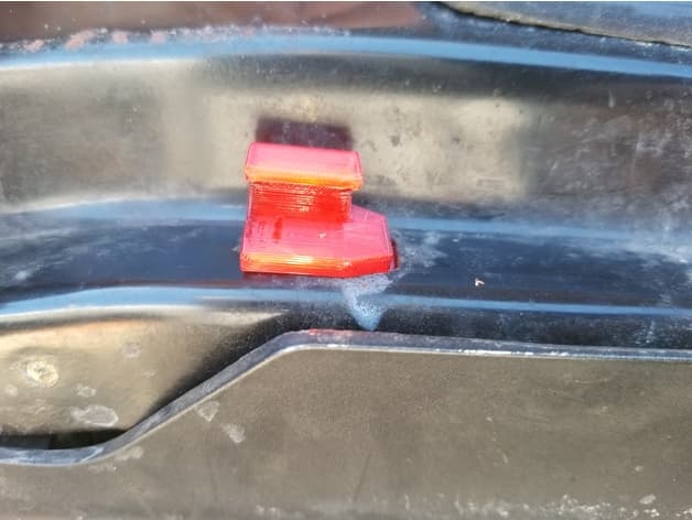 Chevy S-10 Hood Prop Rod Clip preview