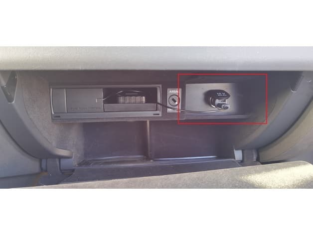 Photo of Audi TT Handschuhfach Stromversorgung für Audi Music Interface Halterung/ Glove box power supply for Audi Music Interface Bracket