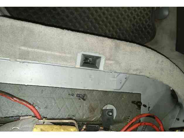 Audi A4 B5 Backseat Clip preview