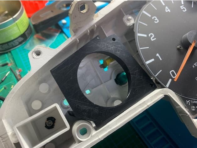 Supra Mk3 cluster's left gauge adapter for Innovate gauge preview