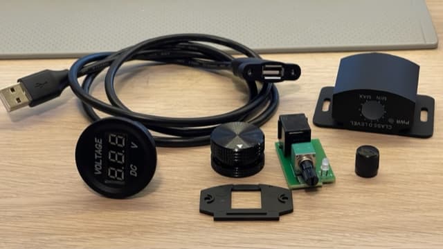 Audi TT 8n Bass / Voltage / USB for center console preview