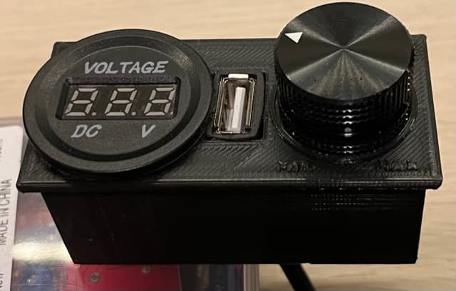 Audi TT 8n Bass / Voltage / USB for center console preview