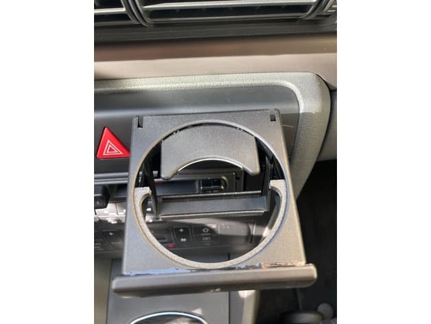 IPhone stand for Audi preview