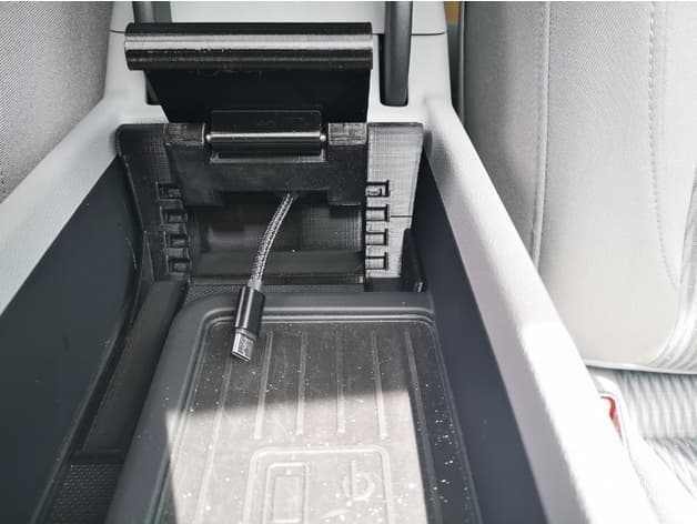 Support for default center armrest Audi A4 B9 preview