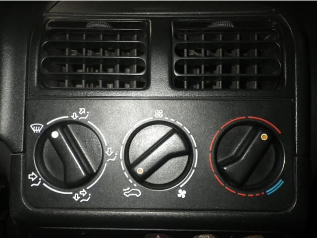 Peugeot 205 heater dial knob preview