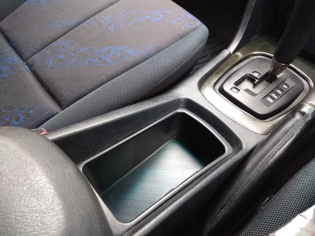 Cup-holder inlay (MMC Galant / Aspire VIII) preview