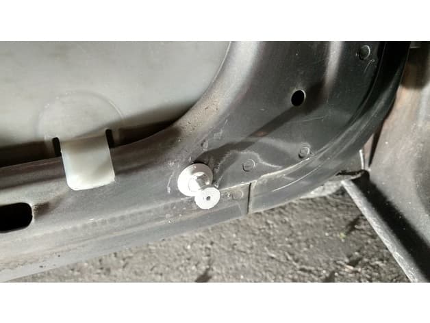 Volvo 740 Door Clip Pin preview
