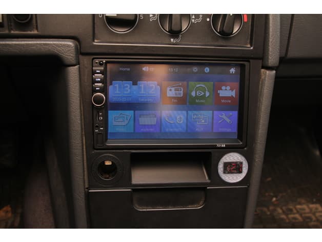 Volvo 940 2 DIN radio frame for radio 7018B preview