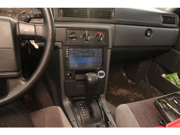 Volvo 940 2 DIN radio frame for radio 7018B preview