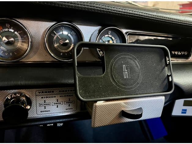 Volvo P1800 ashtray cellphone holder for SP connect preview