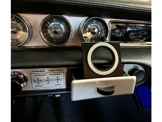 Volvo P1800 ashtray cellphone holder for SP connect preview
