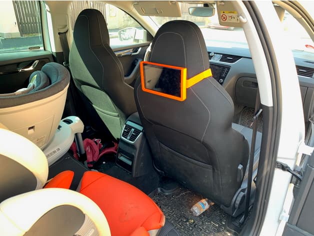 Photo of Acer Iconia Tablet holder for Skoda Octavia Sportline seats