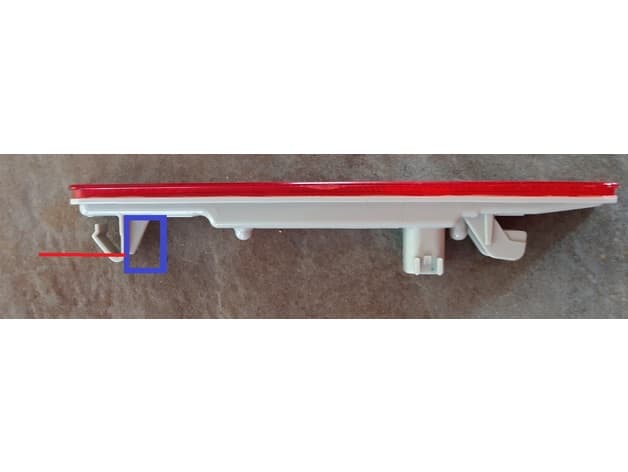 Dodge Challenger 2015 > side marker hook repair preview