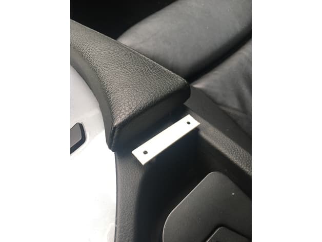 BMW E61 E60 Centerconsole catch repair preview