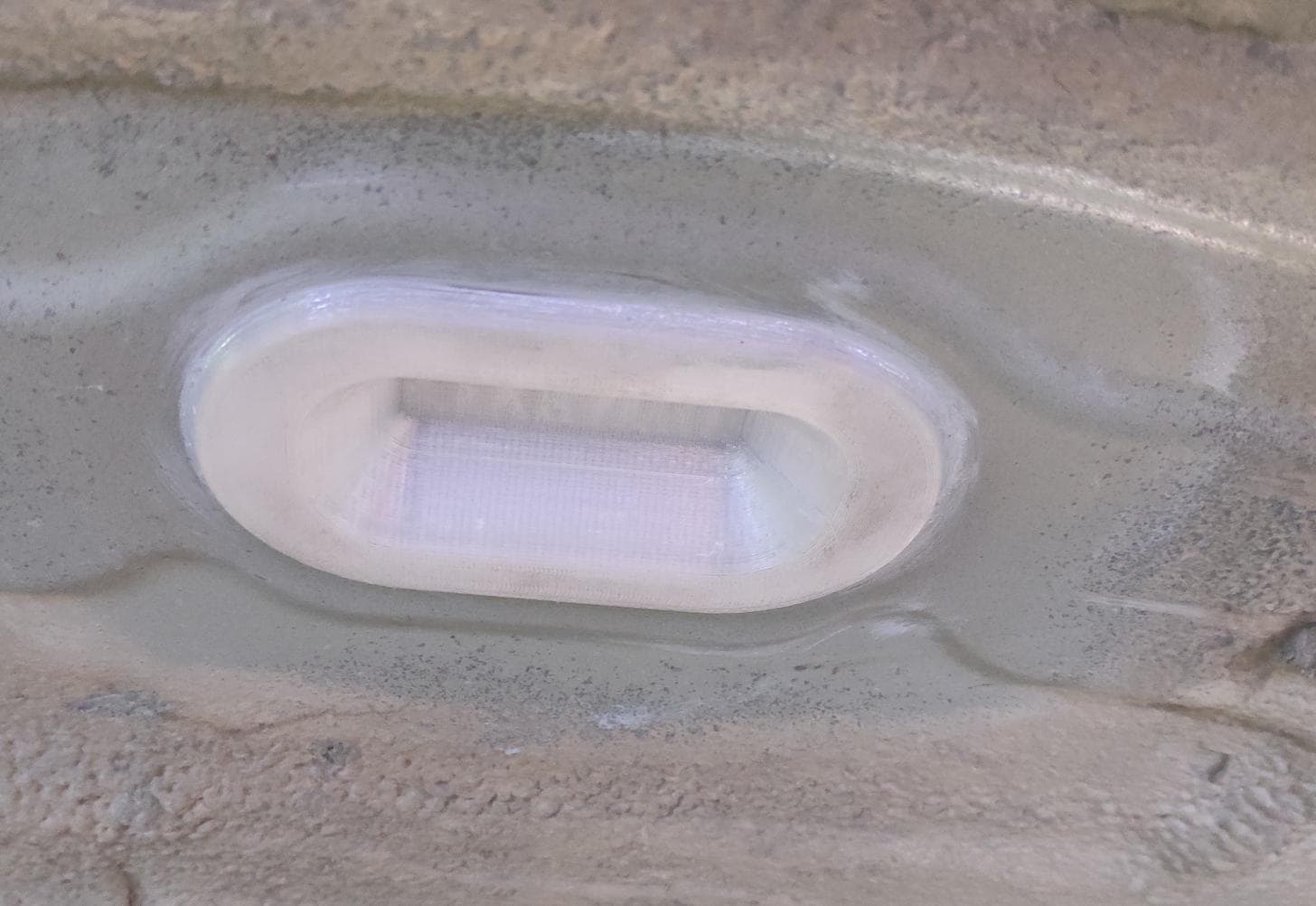 Mitsubishi Outlander III (PHEV) GG2W Floor Plug Replacement preview
