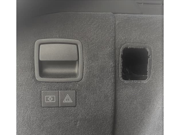 BMW 12v hole cover 2005-2013 preview