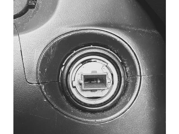 Suzuki Swift Ignition Switch preview
