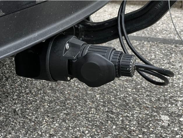 Tesla Model 3 Angle adapter for trailer hitch - Biltema Parts preview