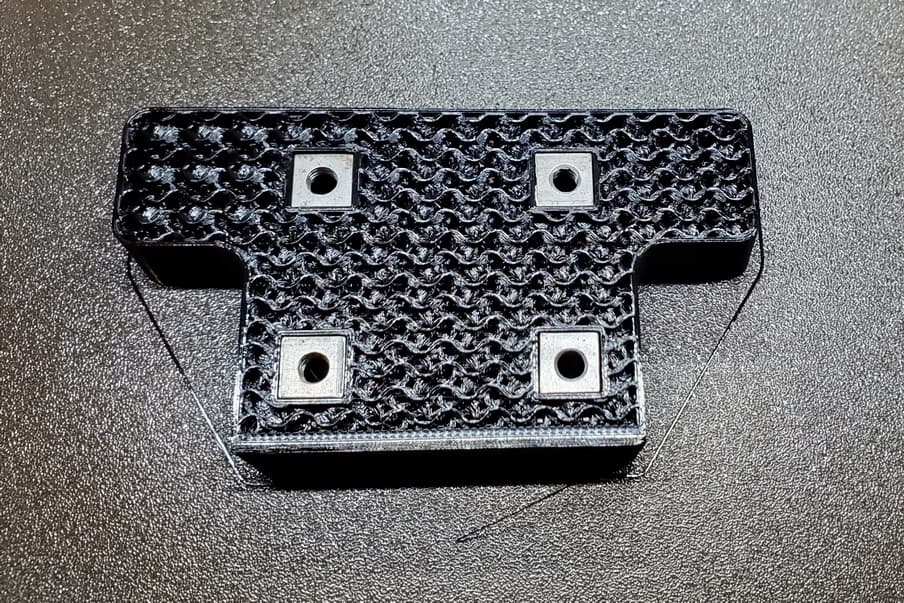 AMPS-pattern cell phone mount for RAM 1500 preview