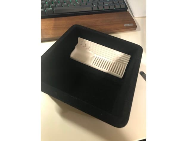 Tesla Model 3 armrest center console organizer euro coins preview