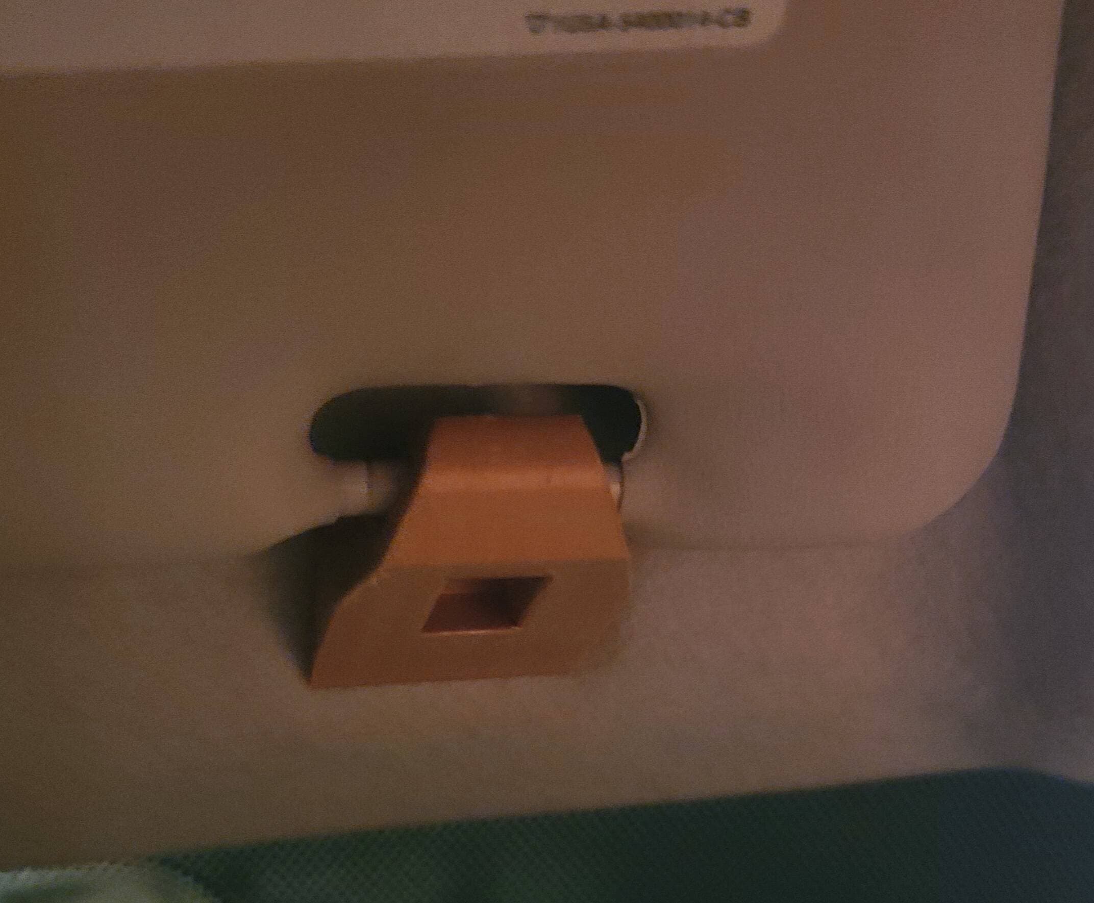 2000 - 2007 Ford Focus Sun Visor Retainer Clip preview
