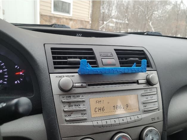 Photo of Phone Mount Toyota Camry Dash Samsung