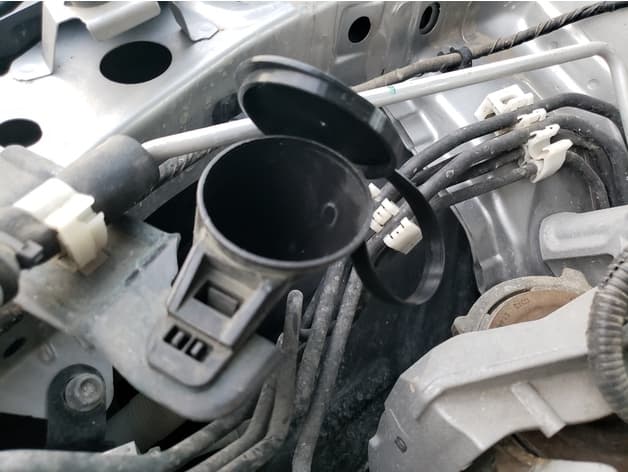 Mazda 3 Windshield Wiper Fluid Reservoir Cap preview