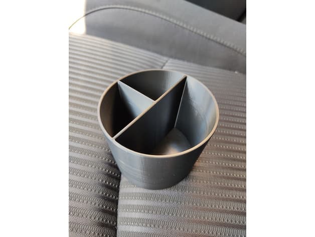 Photo of Mazda 3 - Organizador posavasos / Cup holder organizer