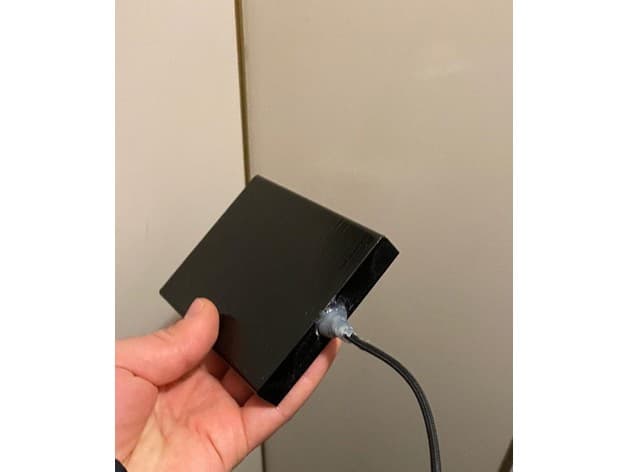 Photo of iPhone 11 carplay dock