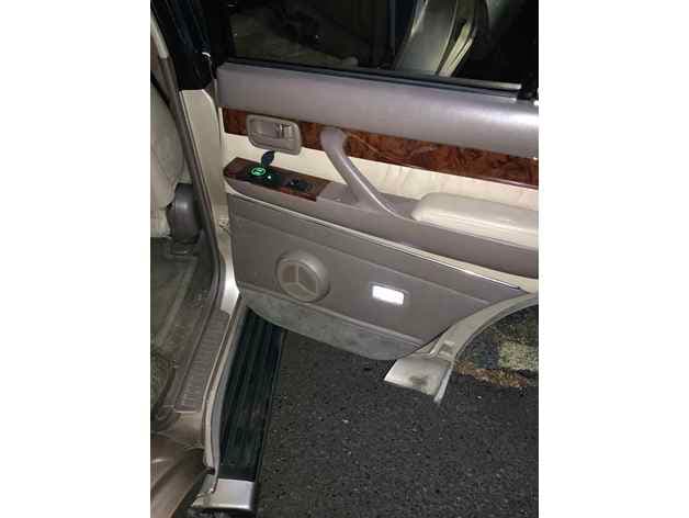 USB 2nd Row Ashtray 80 Series Land Cruiser/Lexus LX450 preview