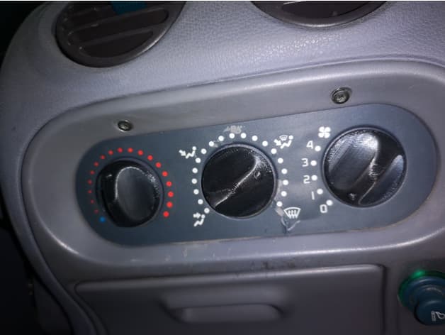 Twingo bouton de chauffage / heating button preview