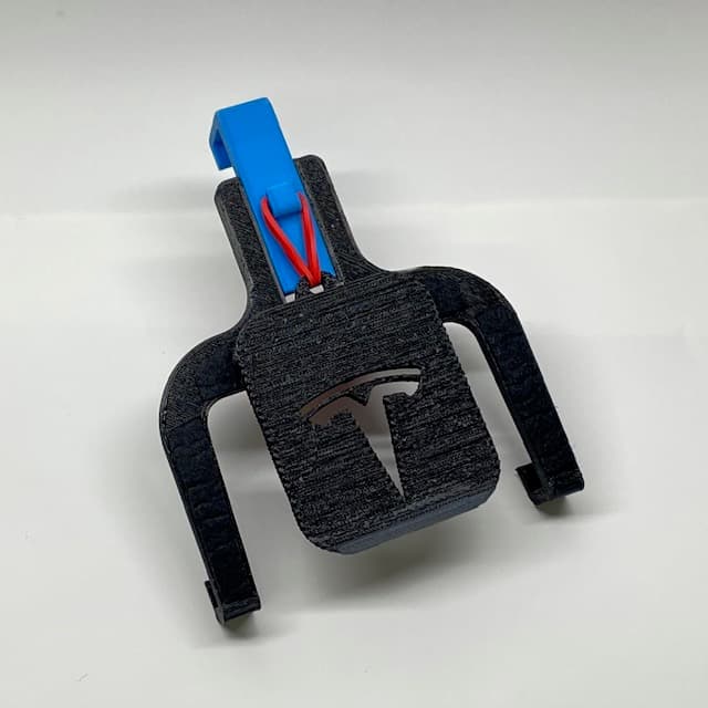 Slim tablet back seat mount for Tesla Model 3/Y preview