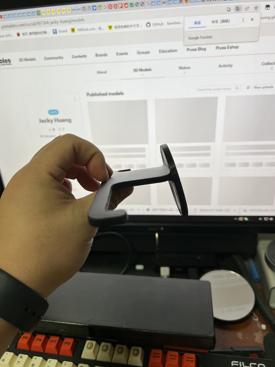 Tesla model 3 Magsafe Seat Hook preview