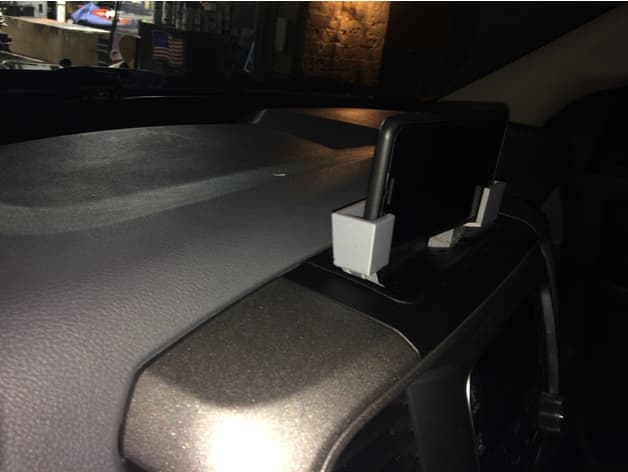 2019 ram 1500 phone holder preview