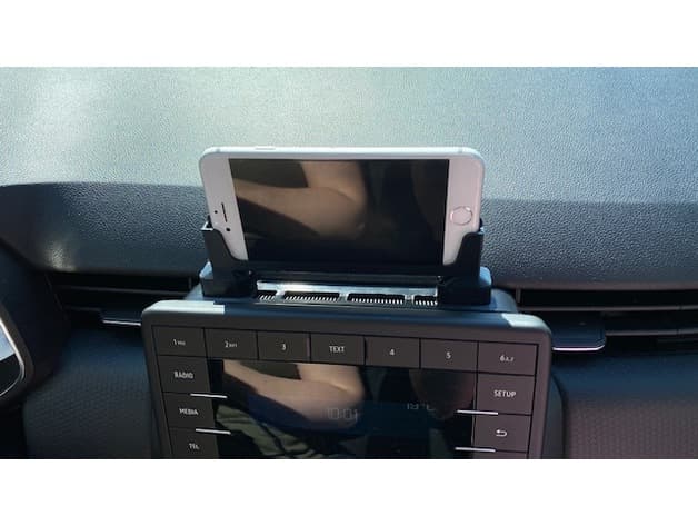 Renault Clio 5 base cell phone holder with holder for iPhone 6/7 | Renault Clio 5 Basis Handy mit Halterung für iPhone 6/7 preview