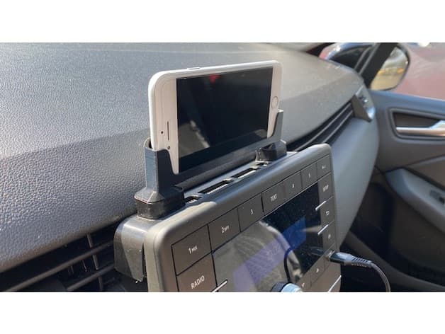 Renault Clio 5 base cell phone holder with holder for iPhone 6/7 | Renault Clio 5 Basis Handy mit Halterung für iPhone 6/7 preview