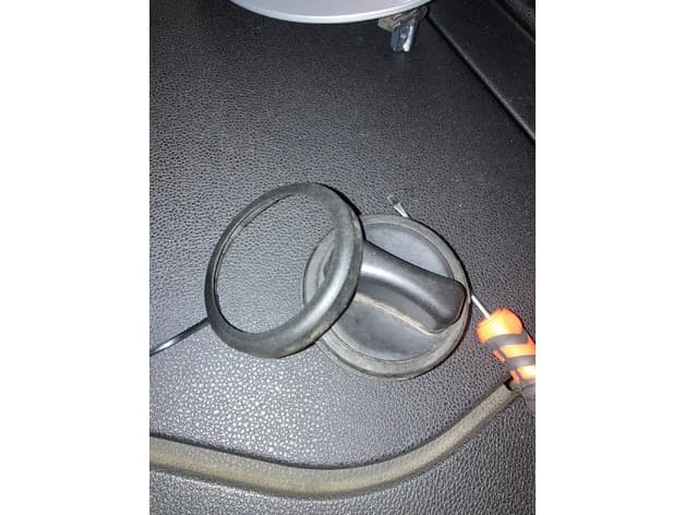 MB Fuel Cap tether (Tankdeckel Halteseil) preview