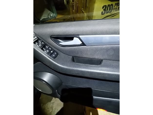 Mercedes Benz B-Class Door Handle preview