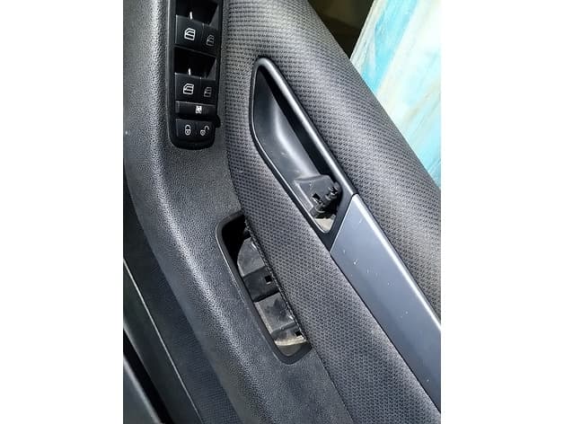 Mercedes Benz B-Class Door Handle preview