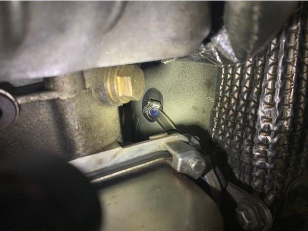 Land Rover Discovery 2 AC drain plug mod preview